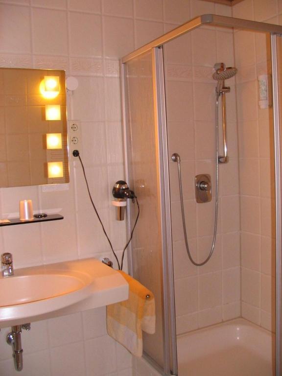Hotel-Barbarossa-Garni Bei Hanau Rodenbach  Chambre photo